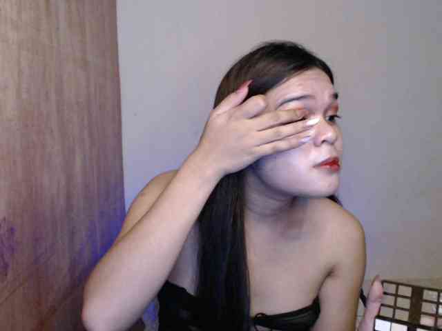 April08-1 Sex Cam Show