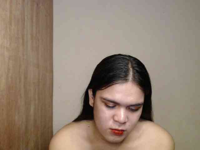 April08-1 Sex Cam Show