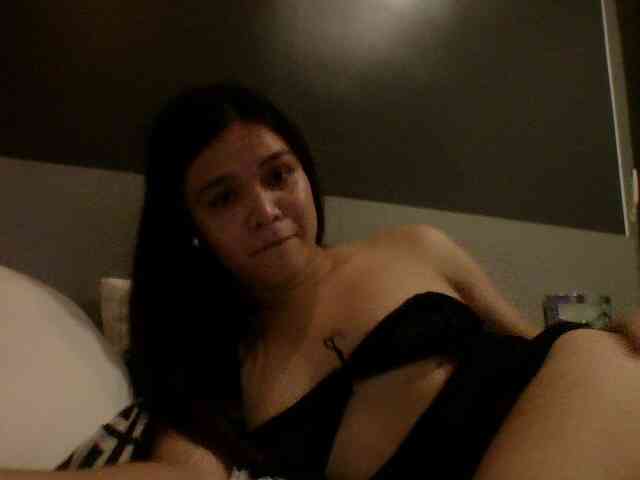 April08-1 Sex Cam Show