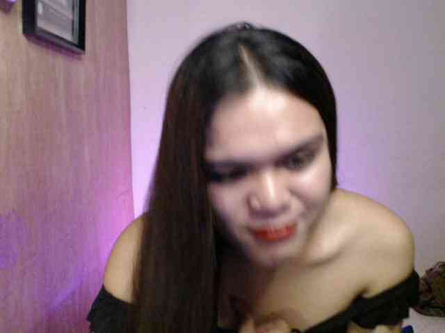 April08-1 Sex Cam Show