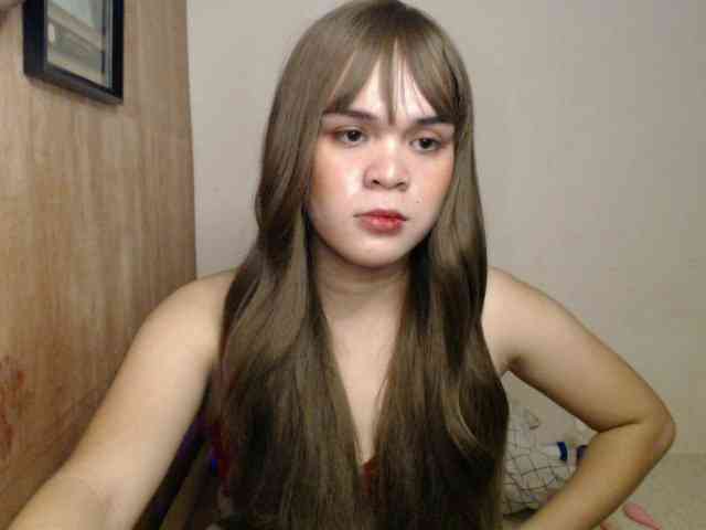 April08-1 Sex Cam Show
