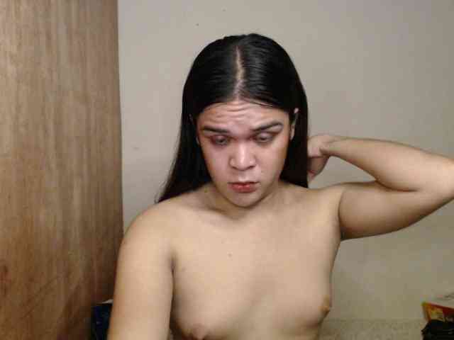 April08-1 Sex Cam Show