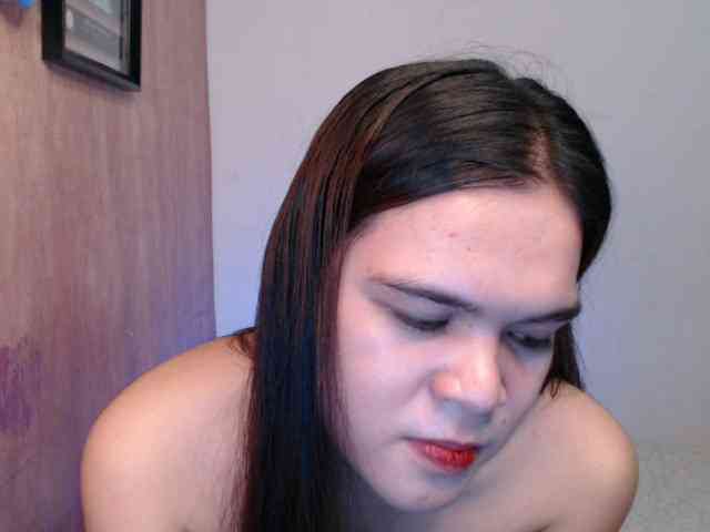 April08-1 Sex Cam Show