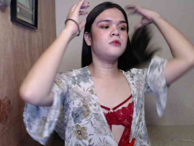 April08-1 Sex Cam Show