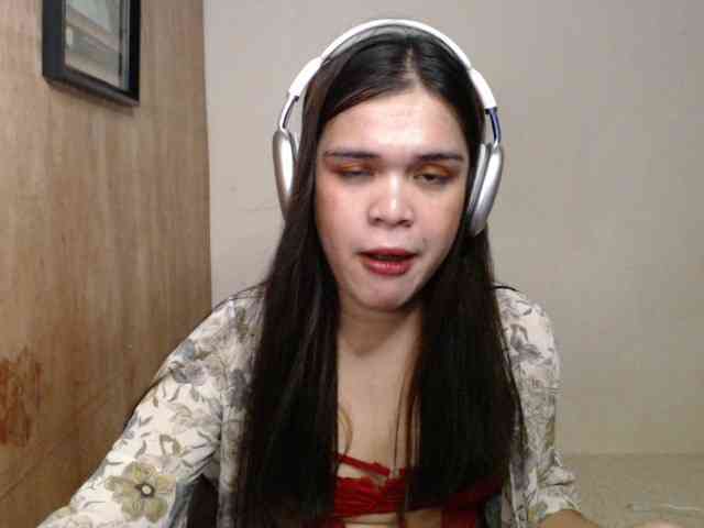 April08-1 Sex Cam Show
