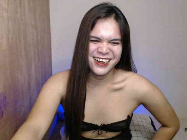 April08-1 Sex Cam Show