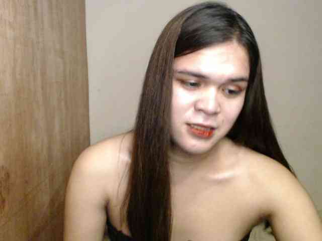 April08-1 Sex Cam Show