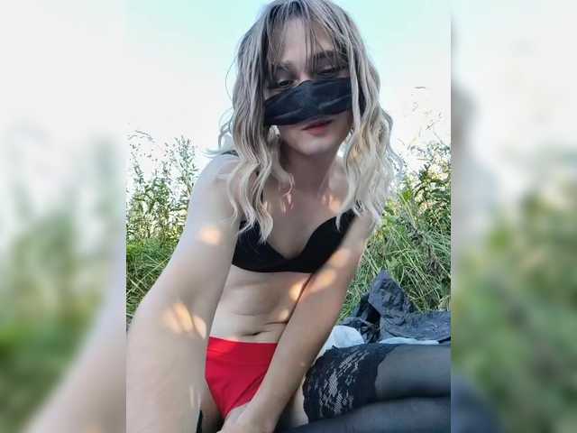 Viola49 live webcam show