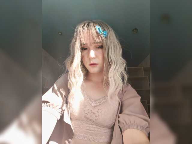 Viola49 live cam
