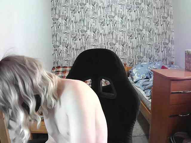 Viola49 Live Webcam on BongaCams