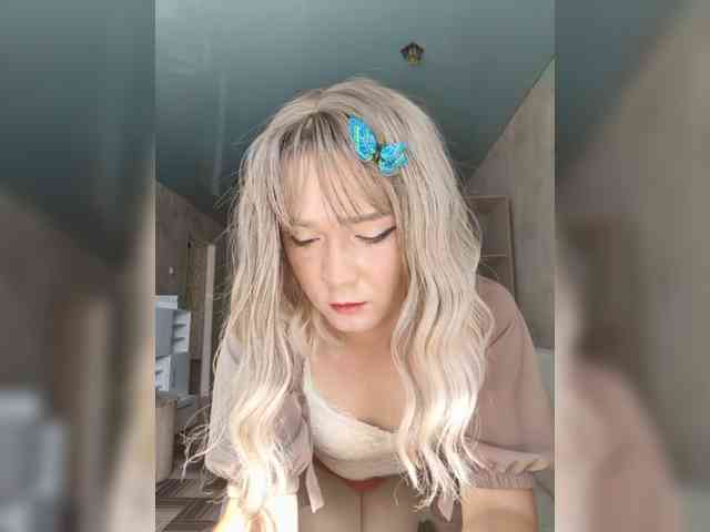 Viola49 Live Webcam on BongaCams