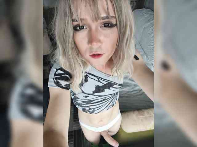 Viola49 Live Webcam on BongaCams