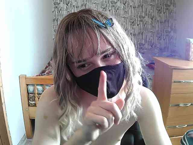 Viola49 Live Webcam on BongaCams