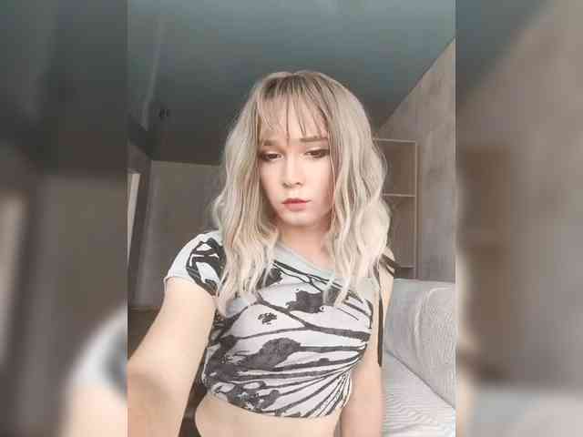 Viola49 Live Webcam on BongaCams
