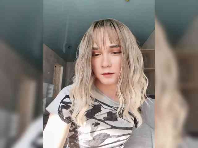 Viola49 Live Webcam on BongaCams