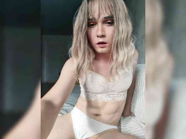 Viola49 Live Webcam on BongaCams