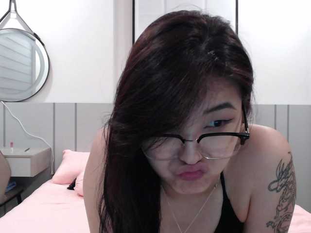 Maiaxoxo's BongaCams show and profile