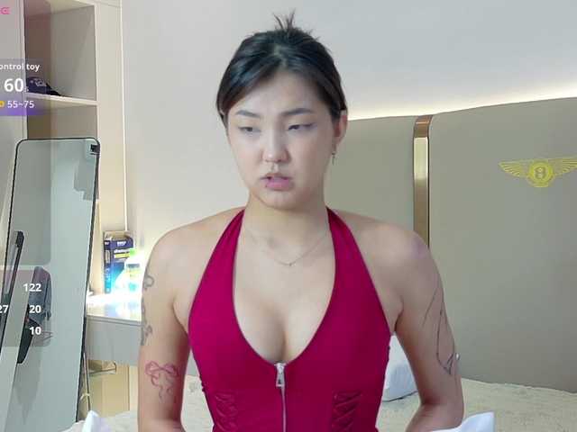 Maiaxoxo live cam on BongaCams