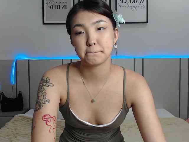 Maiaxoxo webcam