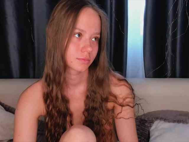 ViollaFoxxyy webcam