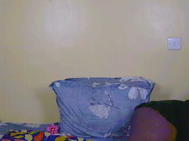 chelsdiva webcam bongacams model stream image