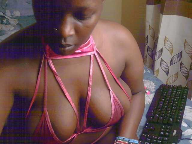 chelsdiva live cam on BongaCams