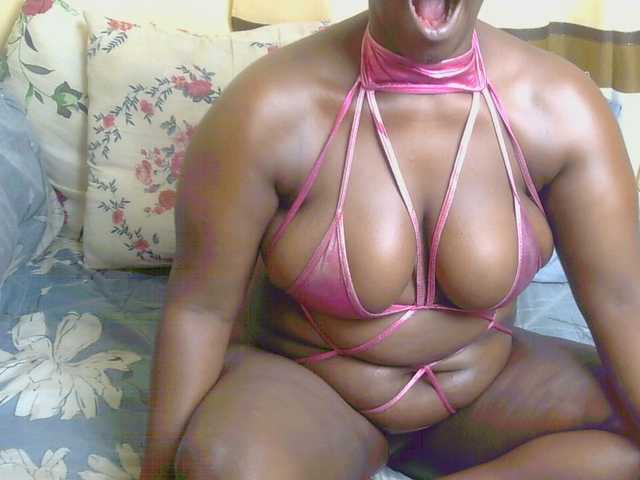 chelsdiva live cam on BongaCams