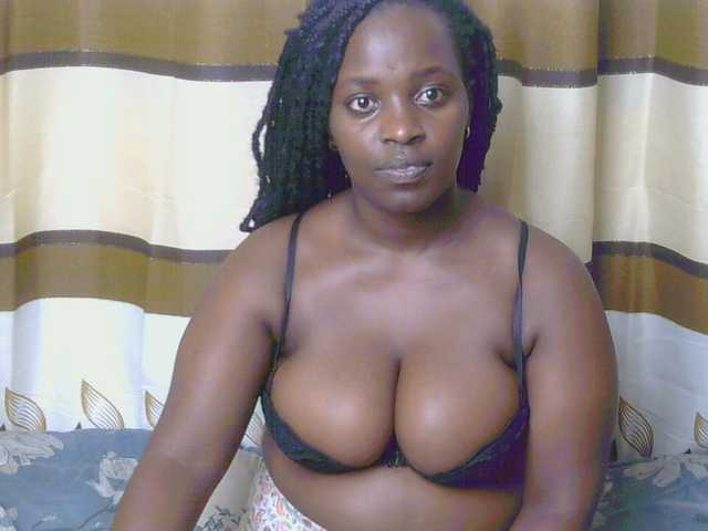 chelsdiva live cam on BongaCams