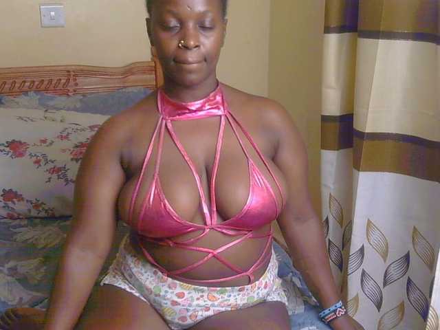 chelsdiva live cam on BongaCams