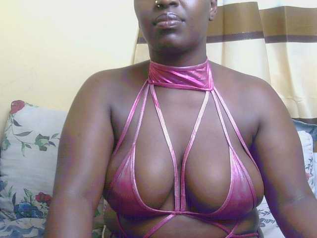 chelsdiva live cam on BongaCams