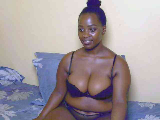 Model: chelsdiva