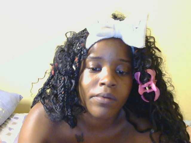 AngelDiva's BongaCams show and profile