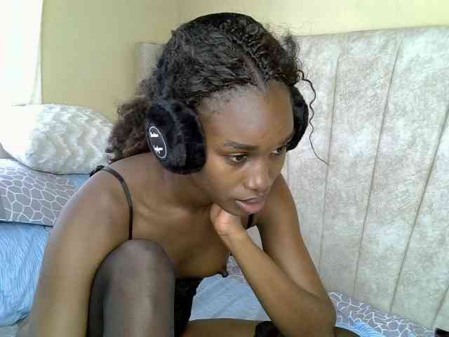 cherryblossomm webcam