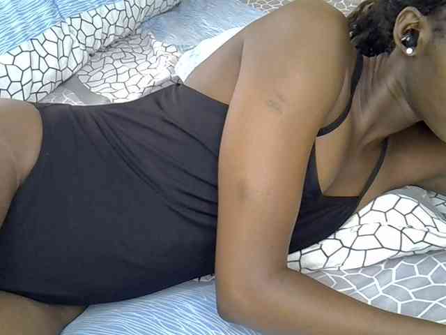 cherryblossomm webcam