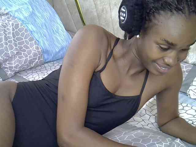 cherryblossomm webcam