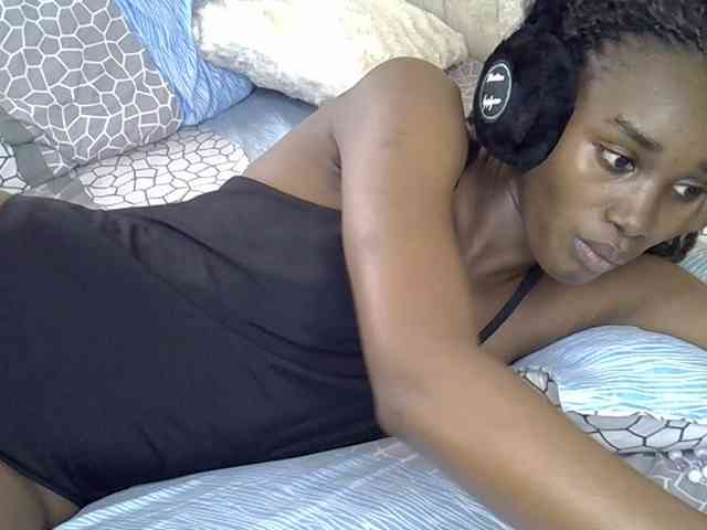 cherryblossomm webcam