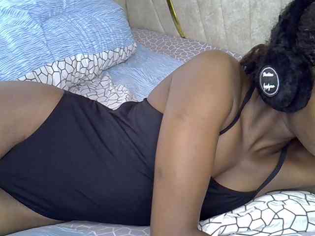 cherryblossomm webcam