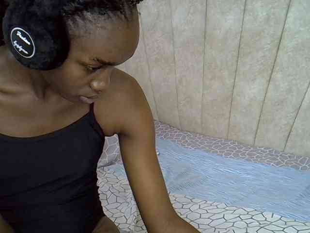 cherryblossomm webcam