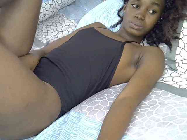 cherryblossomm webcam