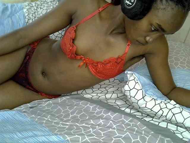 cherryblossomm webcam