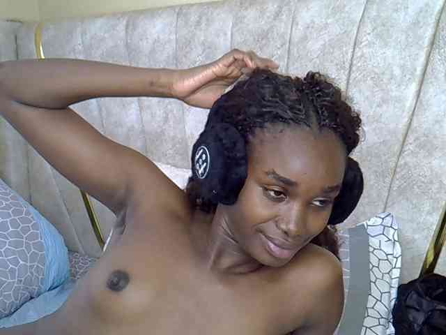 cherryblossomm webcam