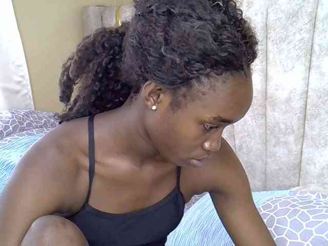 cherryblossomm webcam