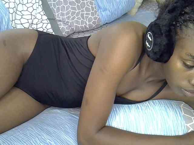 cherryblossomm webcam