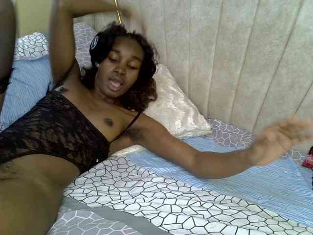 cherryblossomm webcam