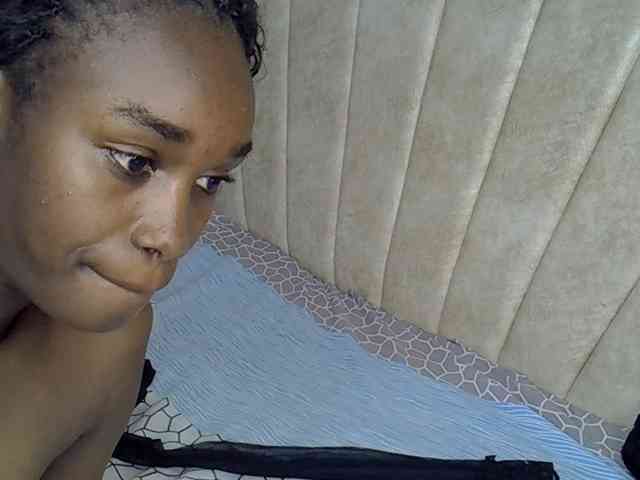 cherryblossomm webcam