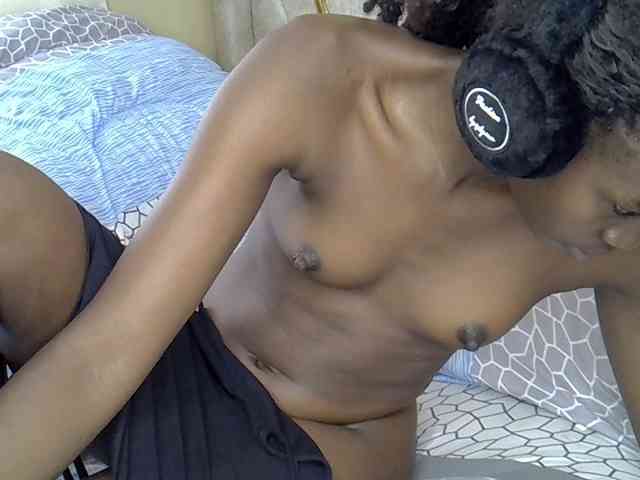 cherryblossomm webcam