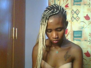 Sweet-lolah's Live Webcam