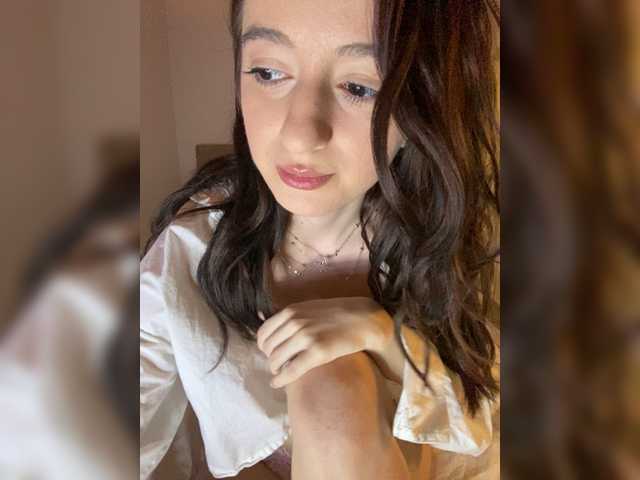  AnoraShadow chat room