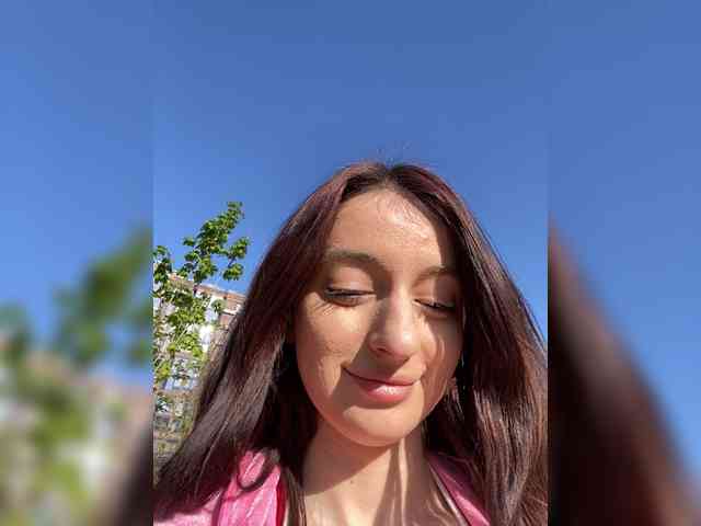 Модель: AnoraShadow