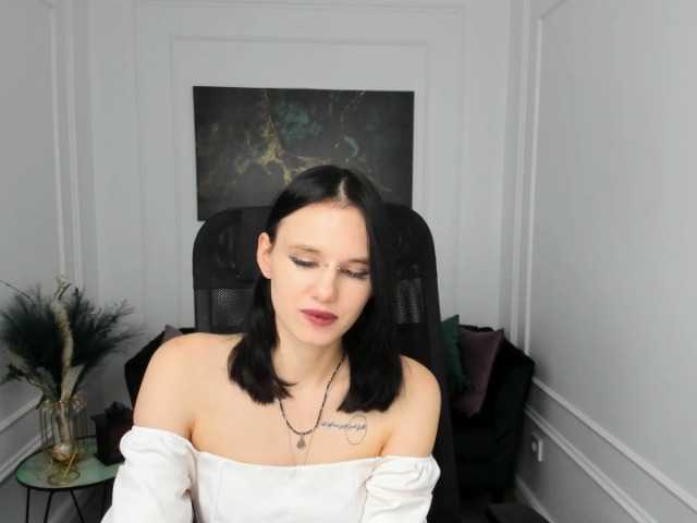 AlicePertim live cam on BongaCams